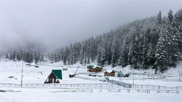 snowfall in the mountains  rain in the plains