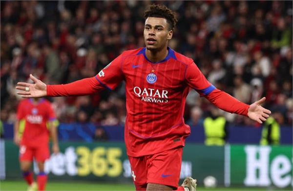it rained goals in the champions league  psg and barcelona won big