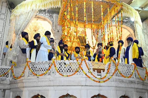 on the occasion of bandi chhor diwas