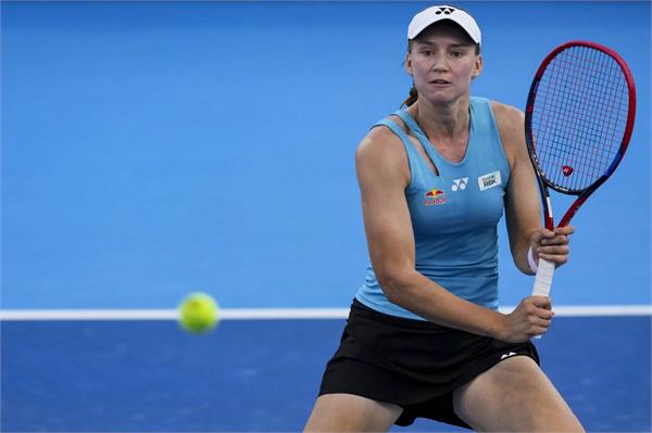 elena rybakina withdraws from semifinals due to back pain