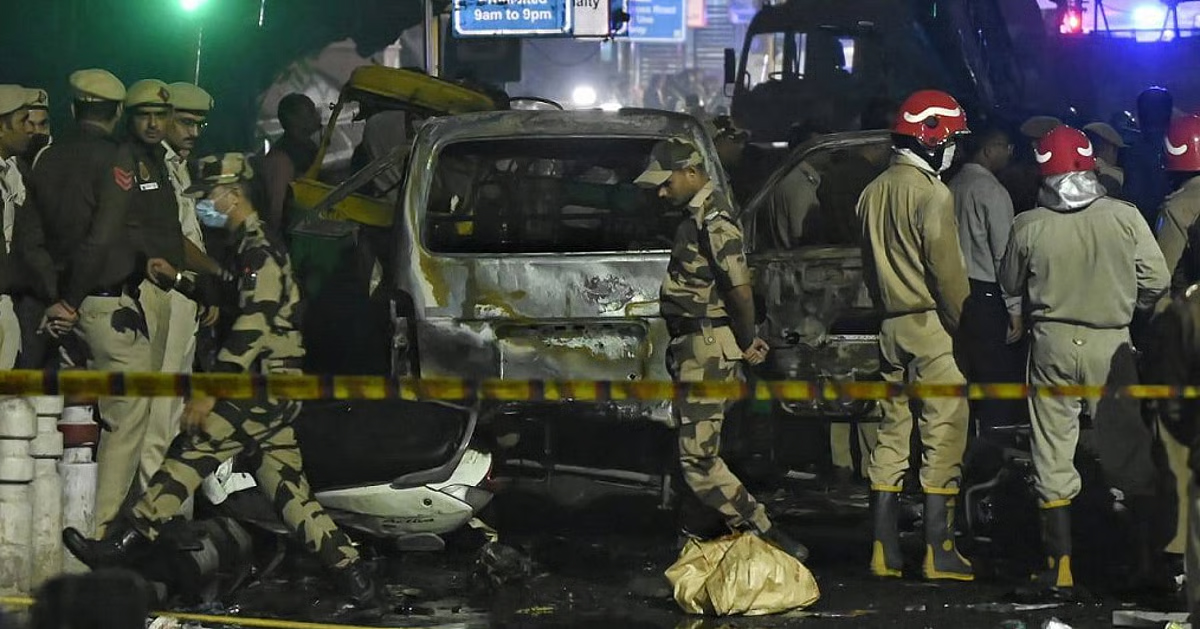 ਧਮਾਕੇ ਨਾਲ ਇੰਟੈਲੀਜੈਂਸ ’ਤੇ ਉੱਠੇ ਸਵਾਲ, ਦਿੱਲੀ ’ਚ ਕਿਵੇਂ ਹੋਇਆ ਇੰਨਾ ਵੱਡਾ ਧਮਾਕਾ?