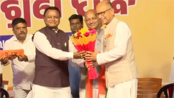 bjd former rajya sabha mp amar pattnaik joins bjp