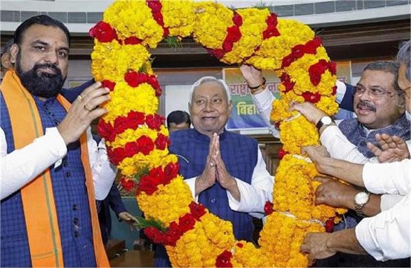 nitish kumar will take oath as cm for the 10th time today  pm modi