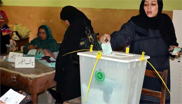 pakistan  s ruling pml n wins by elections