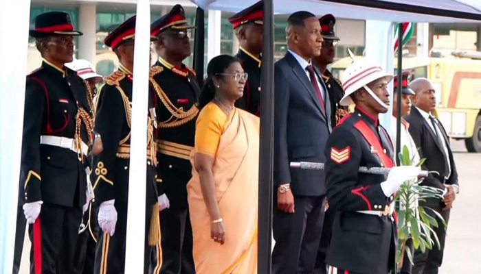 ਰਾਸ਼ਟਰਪਤੀ ਮੁਰਮੂ ‘ਬੋਤਸਵਾਨਾ’ ਪਹੁੰਚੀ; ਭਾਰਤ ਨੂੰ ਮਿਲਣਗੇ 8 ਚੀਤੇ