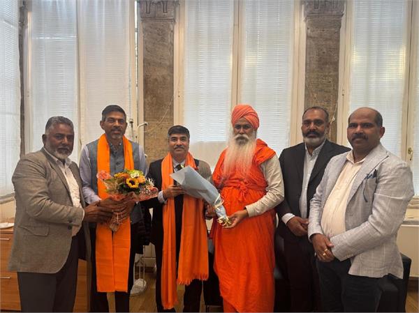 baba pargat nath thanks the government of india for installing statue