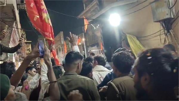 dhirendra shastri darshan clashes