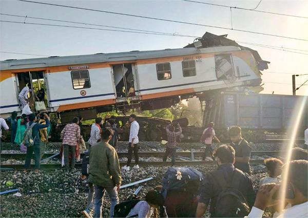 train accident 11 people dead  20 injured