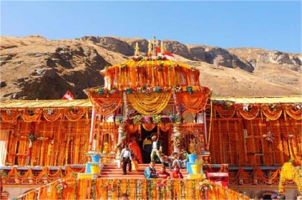 the gates of badrinath dham will be closed today
