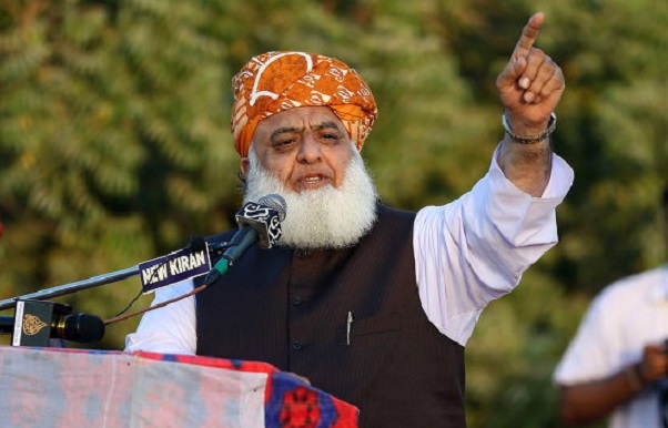 ''ਇਕ ਹਿੰਦੂ ਦੇ ਸਾਹਮਣੇ 90 ਹਜ਼ਾਰ ਫੌਜੀਆਂ ਨੇ ਆਤਮ ਸਮਰਪਣ ਕਰ ਕੇ ਮਿੱਟੀ ’ਚ ਮਿਲਾਈ ਦੇਸ਼ ਦੀ ਇੱਜ਼ਤ'' : ਰਹਿਮਾਨ