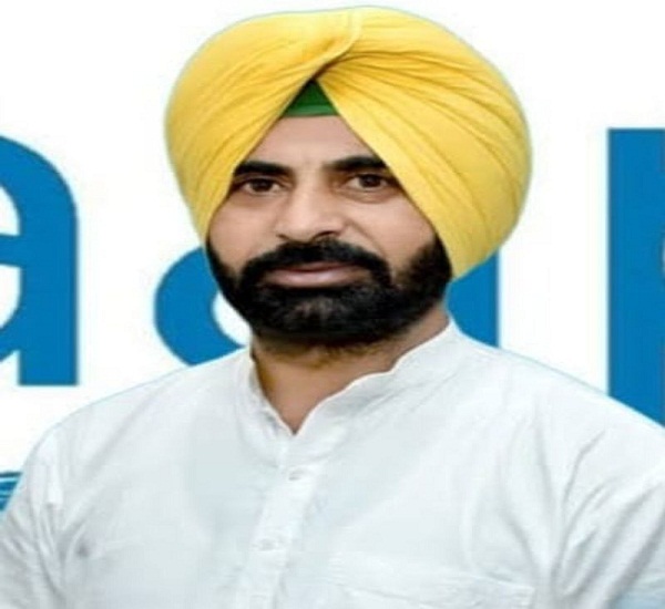 ਕੈਥਲ ਪੁਲਸ ਨੇ ਸ਼ੁਤਰਾਣਾ ਦੇ ਪਿੰਡ ''ਚ ਕੀਤੀ ਛਾਪੇਮਾਰੀ, ਪੜ੍ਹੋ ਕੀ ਹੈ ਪੂਰਾ ਮਾਮਲਾ