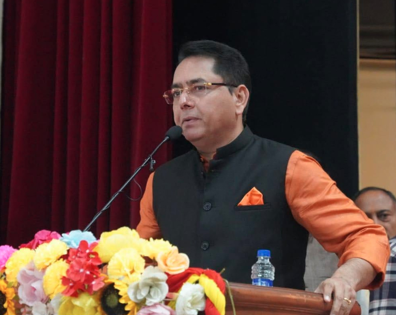 ਪੰਜਾਬ ਸਰਕਾਰ ਸੁਖਬੀਰ ਤੇ ਗੈਂਗਸਟਰਾਂ ਦੇ ਆਪਸੀ ਸੰਬੰਧਾਂ ਦੀ ਜਾਂਚ ਕਰਵਾਏ : ਅਮਨ ਅਰੋੜਾ