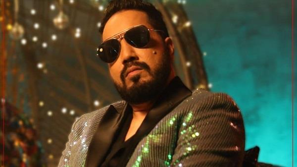 mika singh to be seen in wedding special of   mana ke hum yaar nahin  