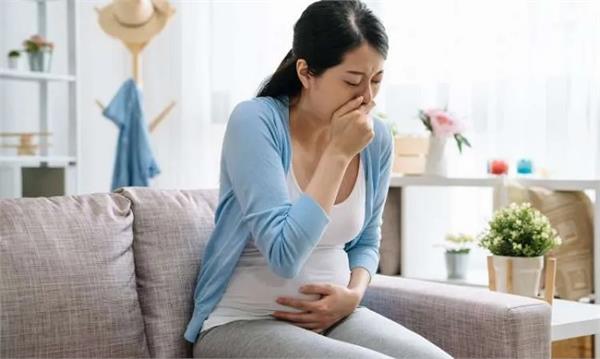 pregnant woman  vomiting  home remedies  health