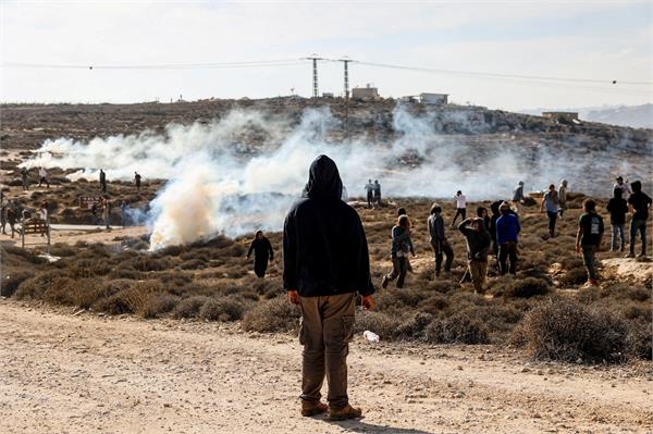 palestine village set on fire