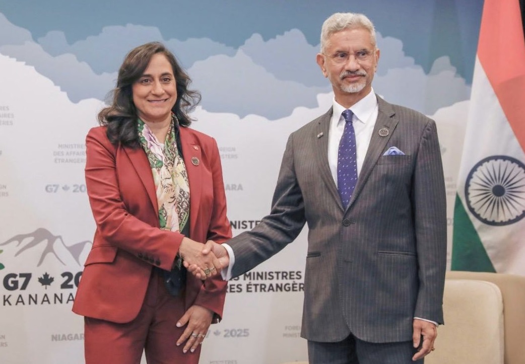 ਭਾਰਤੀ ਵਿਦੇਸ਼ ਮੰਤਰੀ ਨੇ ਕੈਨੇਡੀਅਨ FM ਅਨੀਤਾ ਆਨੰਦ ਨਾਲ ਕੀਤੀ ਮੁਲਾਕਾਤ, ਅਹਿਮ ਮੁੱਦਿਆਂ ''ਤੇ ਕੀਤੀ ਚਰਚਾ