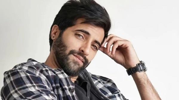 akshay oberoi will soon start shooting film   resident  
