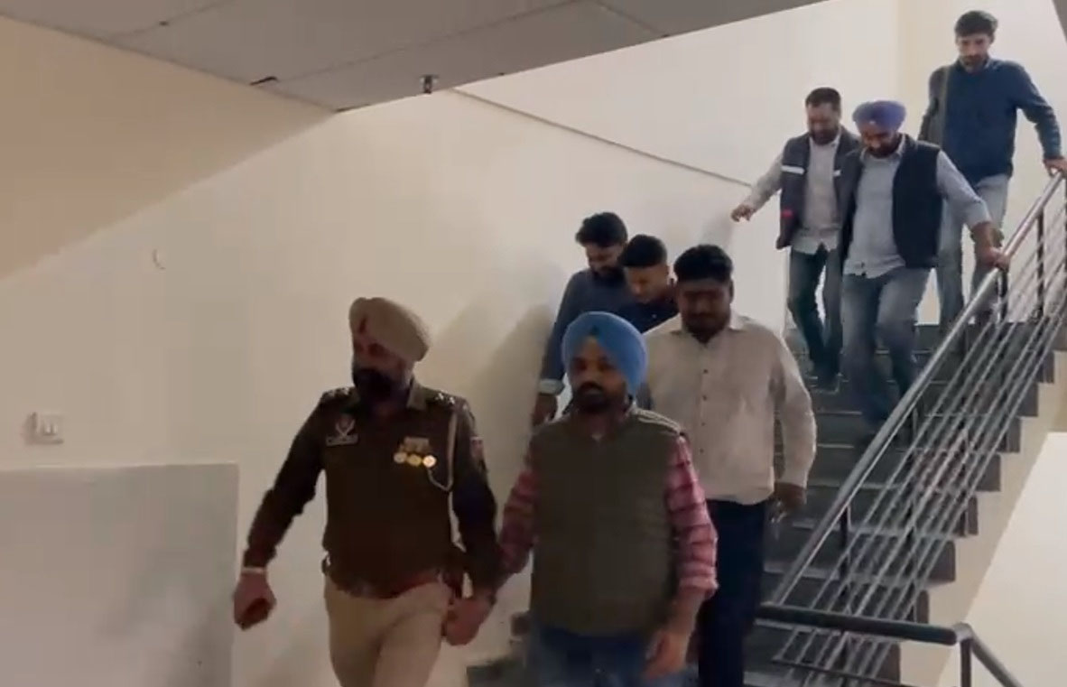 ਨਛੱਤਰ ਗਿੱਲ ਨੇ ਨਹੀਂ ਕਰਵਾਇਆ ਸੀ ਅਸਲਾ ਲਾਈਸੈਂਸ ਰੀਨਿਊ, ਅਦਾਲਤ ਵੱਲੋਂ ਦਿੱਤਾ ਗਿਆ ਰਿਮਾਂਡ