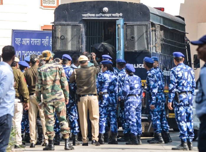 ਦਿੱਲੀ ਧਮਾਕਾ ਮਾਮਲੇ 'ਚ ਵੱਡੀ ਕਾਰਵਾਈ ! ਮੁਲਜ਼ਮ ਆਮਿਰ ਰਾਸ਼ਿਦ ਅਲੀ ਨੂੰ 10 ਦਿਨਾਂ ਦੀ NIA ਹਿਰਾਸਤ 'ਚ ਭੇਜਿਆ