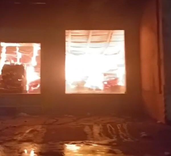 terrible fire in factory warehouse