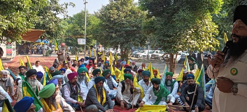 ਪੰਜਾਬ ਵਾਸੀਆਂ ਲਈ ਖੜ੍ਹੀ ਹੋਵੇਗੀ ਵੱਡੀ ਮੁਸੀਬਤ! 21 ਨਵੰਬਰ ਲਈ ਹੋਇਆ ਵੱਡਾ ਐਲਾਨ, NH ਤੇ ਰੇਲਵੇ ਟਰੈਕ...