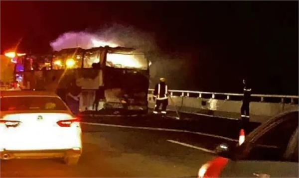 kharge  cm reddy express grief over death of indian pilgrims