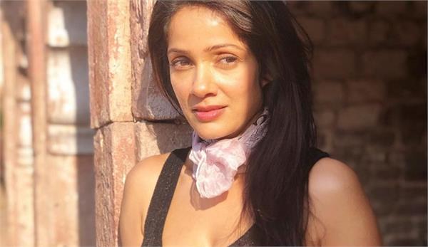 actress vidya malavade father not well