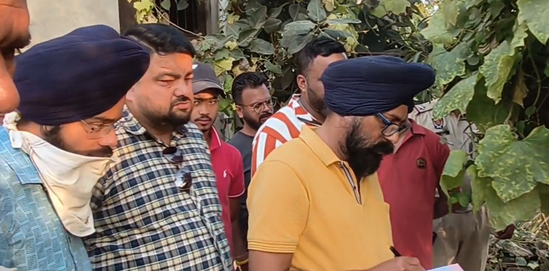 ਅੰਮ੍ਰਿਤਸਰ ‘ਚ ਵੱਛੀ ''ਤੇ ਦਾਤਰਾ ਨਾਲ ਕੀਤੇ ਵਾਰ, ਗਾਊ ਰੱਖਿਅਰ ਸੰਗਠਨਾਂ ਵੱਲੋਂ ਭਾਰੀ ਰੋਸ