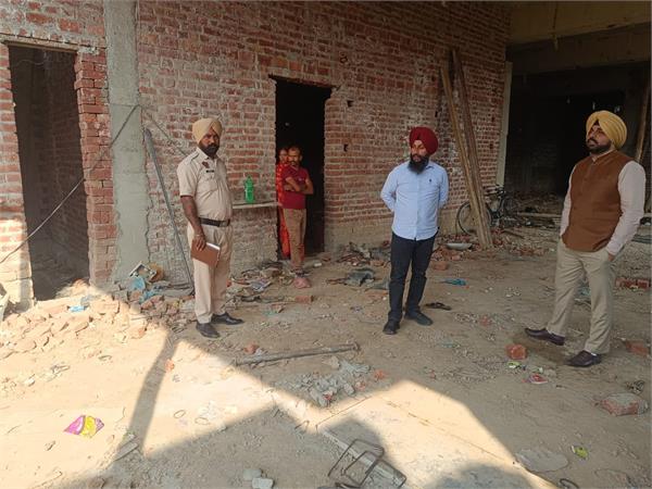 illegal building returned empty handed without taking action