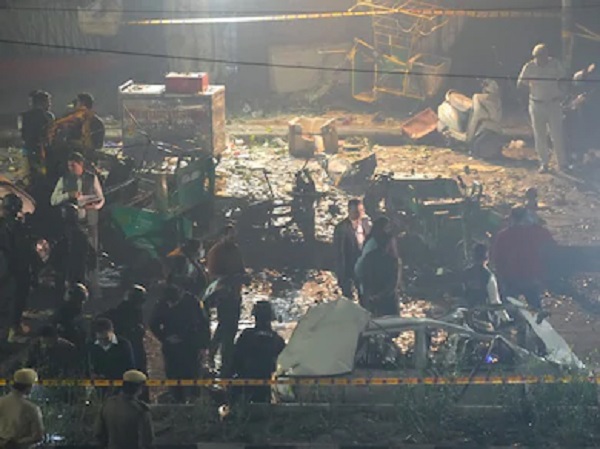 ਦਿੱਲੀ ਧਮਾਕੇ ਮਗਰੋਂ ਪਾਕਿਸਤਾਨ ਦੇ ਉੱਡੀ ਨੀਂਦ, ਫ਼ੌਜਾਂ ਨੂੰ ਹਰ ਪਲ ਤਿਆਰ ਰਹਿਣ ਦੇ ਦਿੱਤੇ ਆਦੇਸ਼