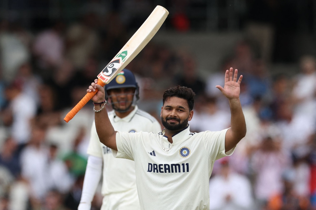 ਰਿਸ਼ਭ ਪੰਤ ਨੇ ਰਚਿਆ ਇਤਿਹਾਸ, ਵਰਿੰਦਰ ਸਹਿਵਾਗ ਦਾ ਰਿਕਾਰਡ ਤੋੜ ਬਣੇ ਨਵੇਂ 'ਸਿਕਸਰ ਕਿੰਗ'