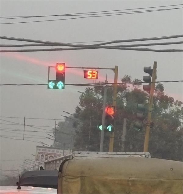 many street lights in smart city jalandhar are damaged