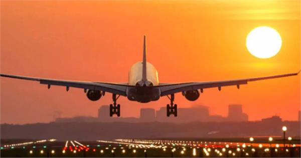 bomb threat triggers stampede at hyderabad airport