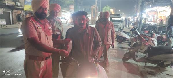 drivers of vehicles without number plates will not be spared