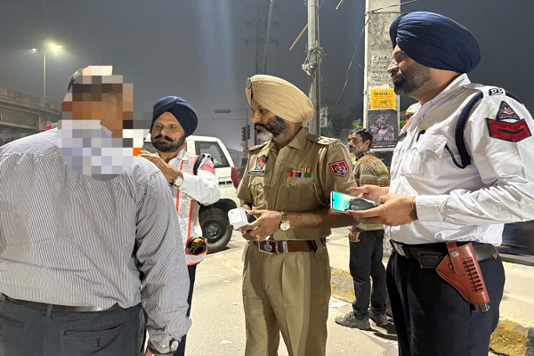 ਵਾਹਨ ਚਾਲਕਾਂ ਲਈ ਵੱਜੀ ਖ਼ਤਰੇ ਦੀ ਘੰਟੀ! ਹੋ ਜਾਣ ALERT ਨਹੀਂ ਤਾਂ ਫਿਰ...