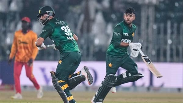 pakistan defeated zimbabwe by five wickets
