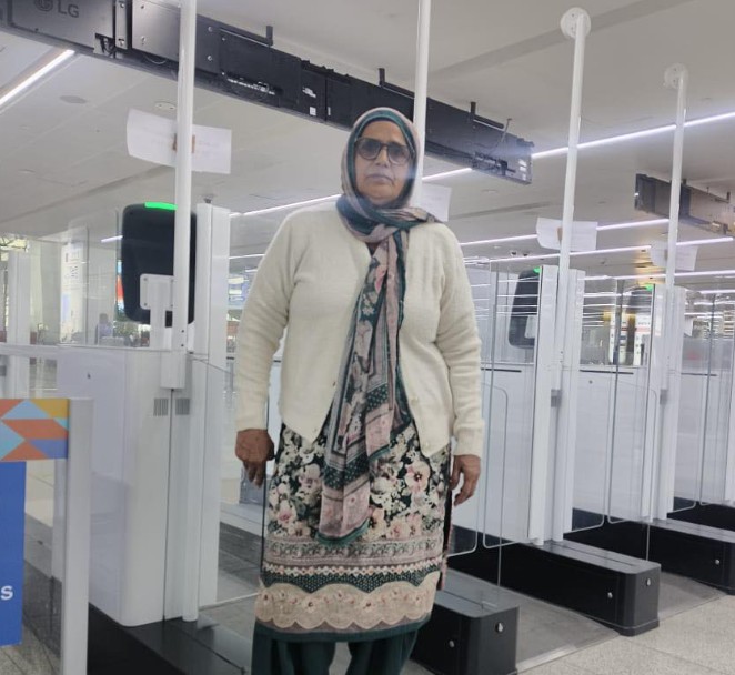 ਵੱਡੀ ਖਬਰ : MP ਅੰਮ੍ਰਿਤਪਾਲ ਸਿੰਘ ਦੇ ਮਾਤਾ ਨੂੰ ਦਿੱਲੀ ਏਅਰਪੋਰਟ 'ਤੇ ਰੋਕਿਆ