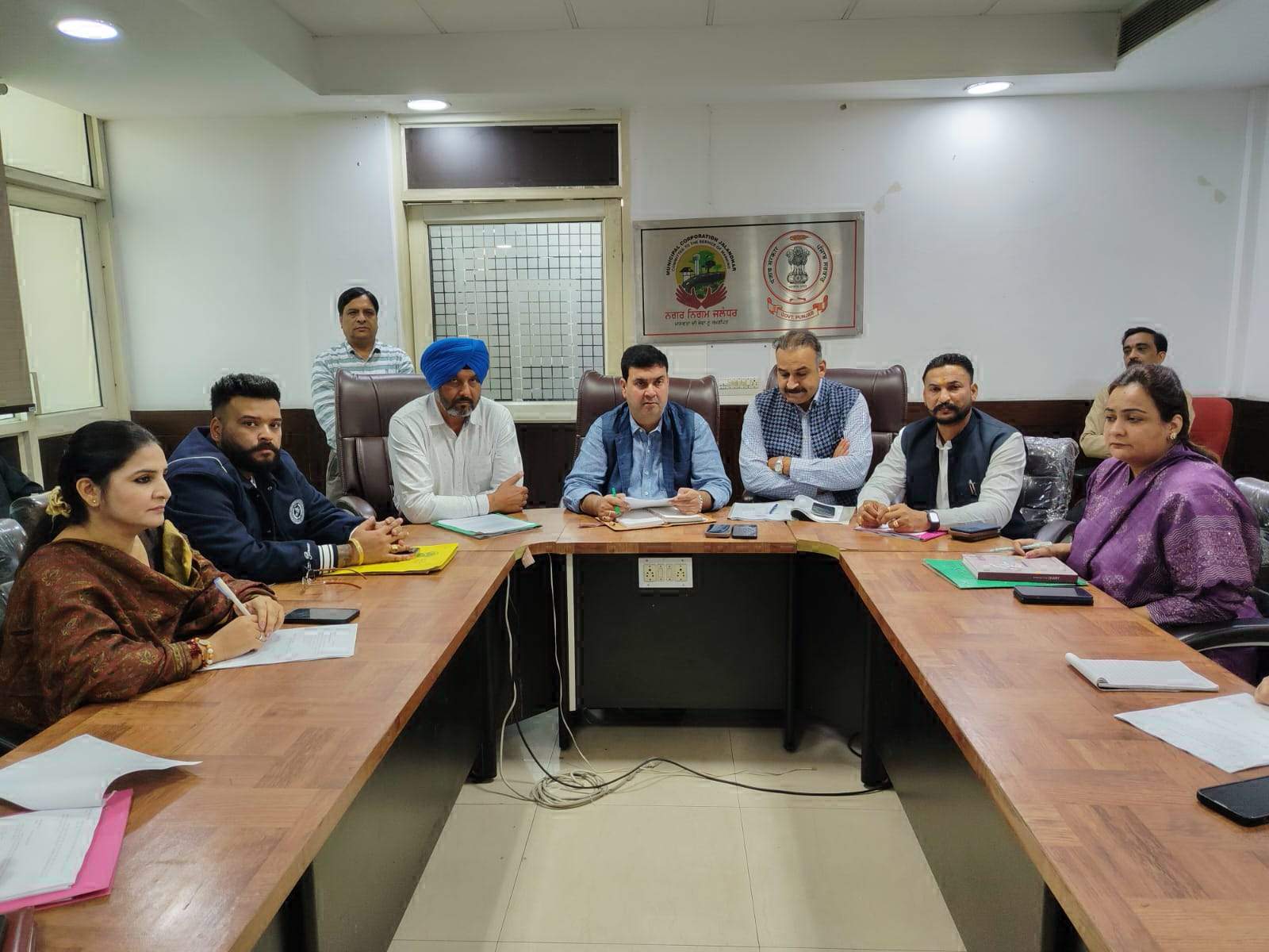 ਜਲੰਧਰ ਵੈਸਟ ਦੇ 7 ਵਿਕਾਸ ਕਾਰਜਾਂ ''ਤੇ ਲੱਗੀ ਬ੍ਰੇਕ! ਨਗਰ ਨਿਗਮ ਨੇ ਰੱਦ ਕੀਤੇ ਟੈਂਡਰ