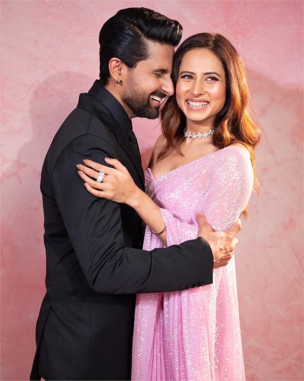 ravi dubey and sargun mehta s new song fana kar de released