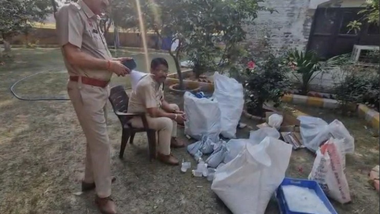 Delhi Blast:  ਫਰੀਦਾਬਾਦ ਤੋਂ 50-60 ਕਿਲੋ ਵਿਸਫੋਟਕ ਸਮੱਗਰੀ ਮਿਲਣ ਦੀ ਖ਼ਬਰ ਨਿਕਲੀ ਅਫਵਾਹ