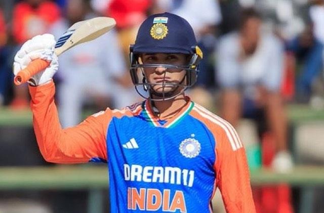 ICC ਟੀ-20 ਰੈਂਕਿੰਗ ''ਚ ਅਭਿਸ਼ੇਕ ਸ਼ਰਮਾ ਤੇ ਵਰੁਣ ਚੱਕਰਵਰਤੀ ਚੋਟੀ ਦੇ ਸਥਾਨ ''ਤੇ ਬਰਕਰਾਰ