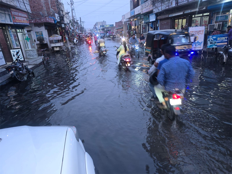 ਬਸਤੀ ਪੀਰਦਾਦ ਟ੍ਰੀਟਮੈਂਟ ਪਲਾਂਟ ਕੋਲ ਨਿਗਮ ਦੀ ਗੰਦੇ ਪਾਣੀ ਦੀ ਬਾਈਪਾਸ ਲਾਈਨ ਦੇ ਪੁਆਇੰਟ ਨੂੰ ਕੀਤਾ ਗਿਆ ਸੀਲ