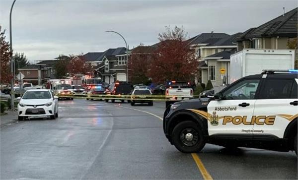 toronto police  most wanted list  indian man  arrested