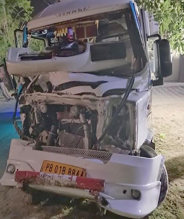 road accident occurred on banga nawanshahr national highway