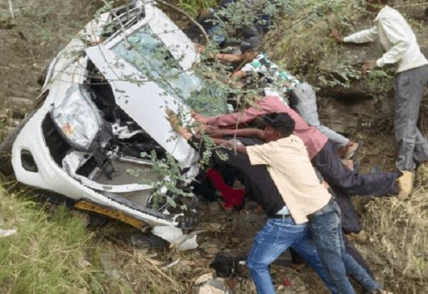 car fell into a trench