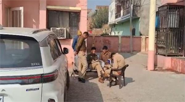 student sets himself on fire in classroom