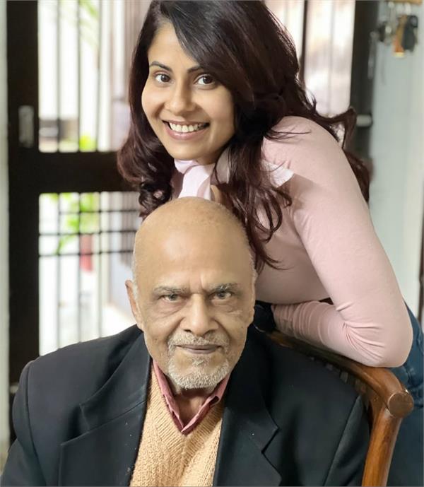chhavi mittal  s father passes away