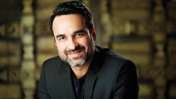 pankaj tripathi debut producer web series   perfect family  