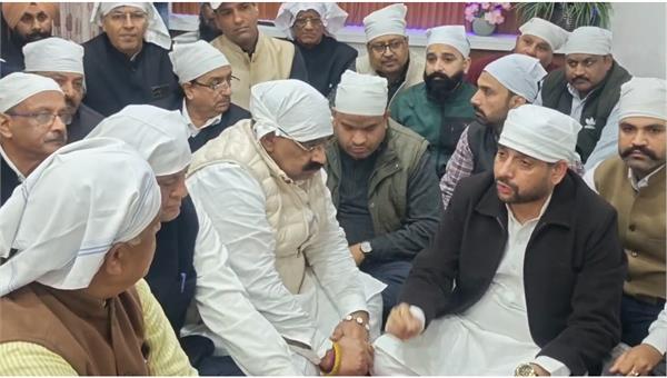 bjp working president ashwani kumar sharma met the girl  s family