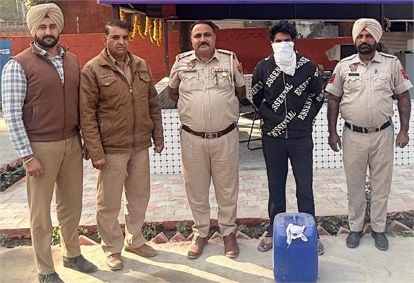talwara police  alcohol  arrest